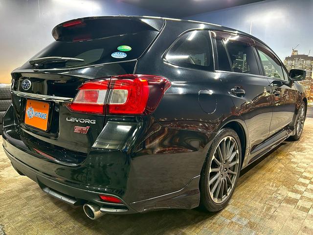 レヴォーグ 2.0STIスポーツアイサイト (禁煙車)(4WD)(レーダークルーズ)(赤本革)(レーンキープ)(アイサイト)(フルフラット)(パドルシフト)(ビルドインETC)(パワーシート)(シートメモリ)(BSM)(純正18インチAW)(25枚目)