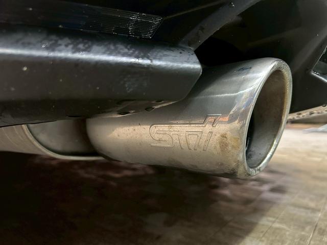 レヴォーグ 2.0STIスポーツアイサイト (禁煙車)(4WD)(レーダークルーズ)(赤本革)(レーンキープ)(アイサイト)(フルフラット)(パドルシフト)(ビルドインETC)(パワーシート)(シートメモリ)(BSM)(純正18インチAW)(53枚目)