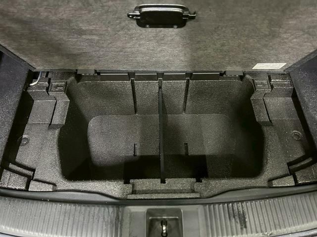 レヴォーグ 2.0STIスポーツアイサイト (禁煙車)(4WD)(レーダークルーズ)(赤本革)(レーンキープ)(アイサイト)(フルフラット)(パドルシフト)(ビルドインETC)(パワーシート)(シートメモリ)(BSM)(純正18インチAW)(63枚目)