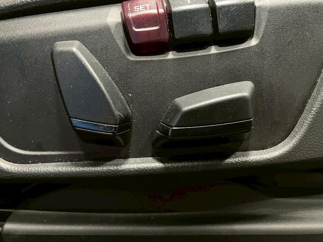 2シリーズ 218dアクティブツアラー ラグジュアリー (禁煙車)(茶本革)(メーカーナビ)(バックカメラ)(クリアランスソナー)(フロントフォグ)(LEDヘッドライト)(パワーシート)(シートヒーター)(プッシュスタート&スマートキー)純正16インチAW(9枚目)