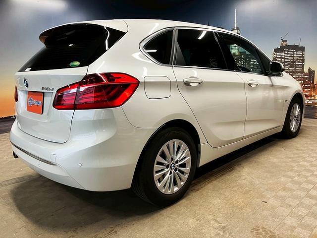 2シリーズ 218dアクティブツアラー ラグジュアリー (禁煙車)(茶本革)(メーカーナビ)(バックカメラ)(クリアランスソナー)(フロントフォグ)(LEDヘッドライト)(パワーシート)(シートヒーター)(プッシュスタート&スマートキー)純正16インチAW(19枚目)