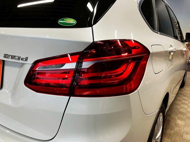 2シリーズ 218dアクティブツアラー ラグジュアリー (禁煙車)(茶本革)(メーカーナビ)(バックカメラ)(クリアランスソナー)(フロントフォグ)(LEDヘッドライト)(パワーシート)(シートヒーター)(プッシュスタート&スマートキー)純正16インチAW(58枚目)