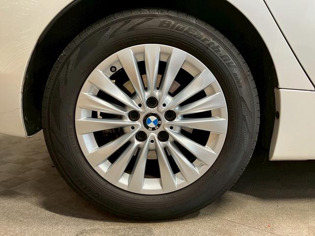2シリーズ 218dアクティブツアラー ラグジュアリー (禁煙車)(茶本革)(メーカーナビ)(バックカメラ)(クリアランスソナー)(フロントフォグ)(LEDヘッドライト)(パワーシート)(シートヒーター)(プッシュスタート&スマートキー)純正16インチAW(73枚目)