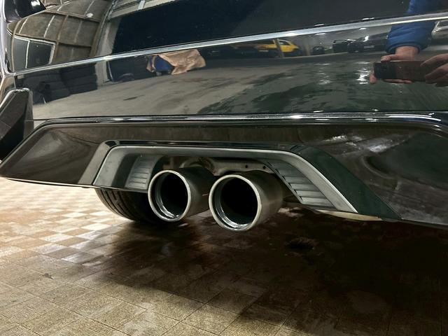 シビック ハッチバック (禁煙車)(純正メモリナビ)(LEDヘッドライト)(バックカメラ)(フロントフォグ)(パドルシフト)(プッシュスタート&スマートキー)(AVH)(純正18インチAW)(58枚目)