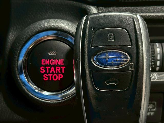 フォレスター アドバンス (禁煙車)(黒半革)(純正ナビ)(フロント・サイド・バックカメラ)(クリアランスソナー)(パワーシート)(パワーバックドア)(ステアリングヒーター)(パドルシフト)(ETC)(純正18インチAW)(13枚目)