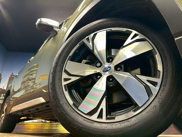 フォレスター アドバンス (禁煙車)(黒半革)(純正ナビ)(フロント・サイド・バックカメラ)(クリアランスソナー)(パワーシート)(パワーバックドア)(ステアリングヒーター)(パドルシフト)(ETC)(純正18インチAW)(19枚目)