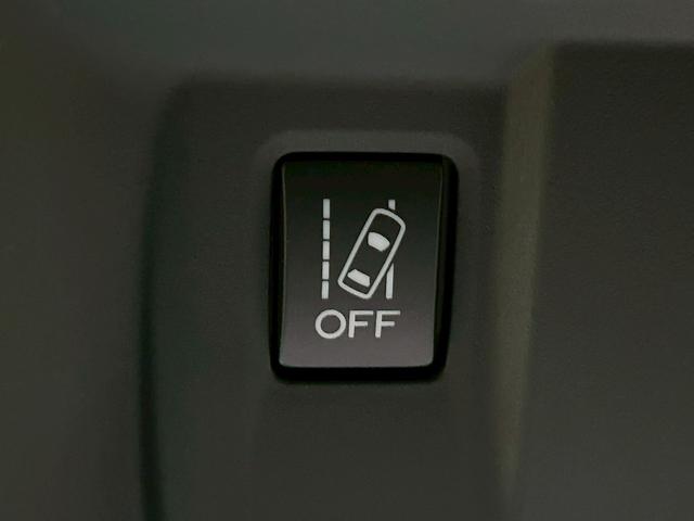 フォレスター アドバンス (禁煙車)(黒半革)(純正ナビ)(フロント・サイド・バックカメラ)(クリアランスソナー)(パワーシート)(パワーバックドア)(ステアリングヒーター)(パドルシフト)(ETC)(純正18インチAW)(28枚目)