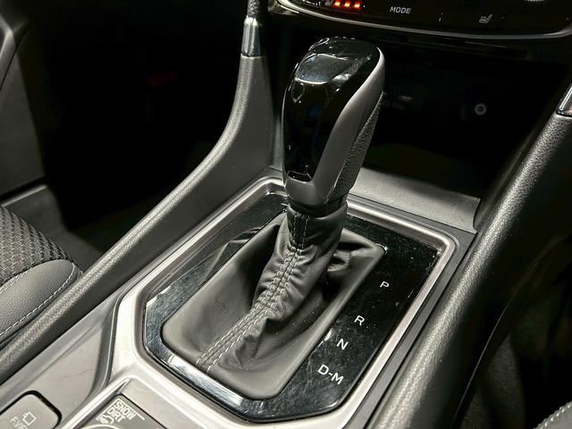 フォレスター アドバンス (禁煙車)(黒半革)(純正ナビ)(フロント・サイド・バックカメラ)(クリアランスソナー)(パワーシート)(パワーバックドア)(ステアリングヒーター)(パドルシフト)(ETC)(純正18インチAW)(35枚目)