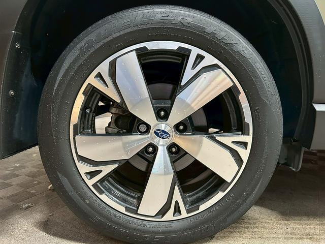 フォレスター アドバンス (禁煙車)(黒半革)(純正ナビ)(フロント・サイド・バックカメラ)(クリアランスソナー)(パワーシート)(パワーバックドア)(ステアリングヒーター)(パドルシフト)(ETC)(純正18インチAW)(40枚目)