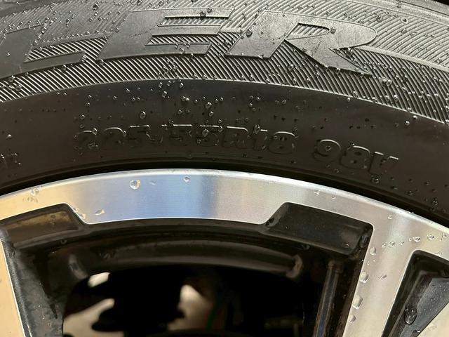 フォレスター アドバンス (禁煙車)(黒半革)(純正ナビ)(フロント・サイド・バックカメラ)(クリアランスソナー)(パワーシート)(パワーバックドア)(ステアリングヒーター)(パドルシフト)(ETC)(純正18インチAW)(43枚目)