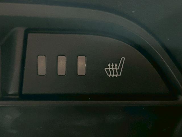 CX-8 XD Lパッケージ (禁煙車)(3列シート)(4WD)(フリップダウン)(黒本革)(純正SDナビ)(全周囲カメラ)(LEDヘッドライト)(室内灯LED)(レーダークルーズコントロール)(純正19インチAW)(12枚目)