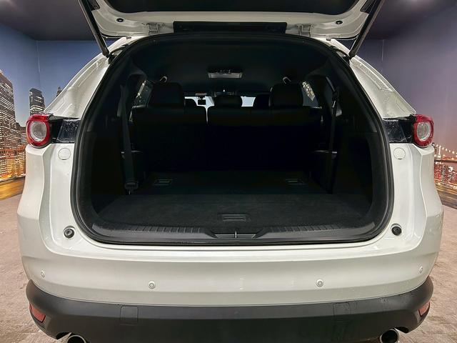 CX-8 XD Lパッケージ (禁煙車)(3列シート)(4WD)(フリップダウン)(黒本革)(純正SDナビ)(全周囲カメラ)(LEDヘッドライト)(室内灯LED)(レーダークルーズコントロール)(純正19インチAW)(18枚目)