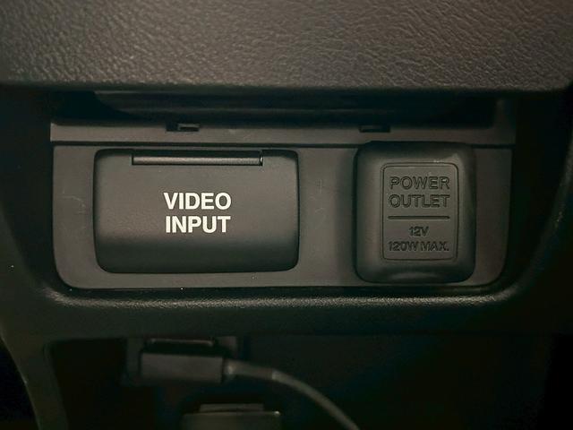 ストリーム RSZ (禁煙車)(後期型)(純正HDDナビ)(HIDヘッド)(フルフラット)(バック&サイドカメラ)(パドルシフト)(スマートキー)(ETC)(3列シート)(Bluetooth接続可)(純正17インチAW)(31枚目)