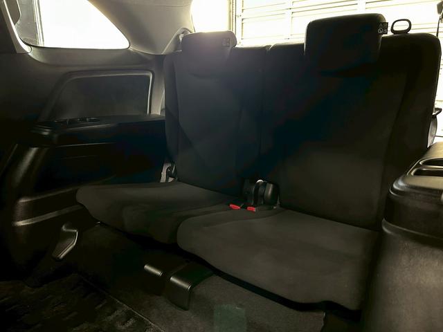 ストリーム RSZ (禁煙車)(後期型)(純正HDDナビ)(HIDヘッド)(フルフラット)(バック&サイドカメラ)(パドルシフト)(スマートキー)(ETC)(3列シート)(Bluetooth接続可)(純正17インチAW)(43枚目)