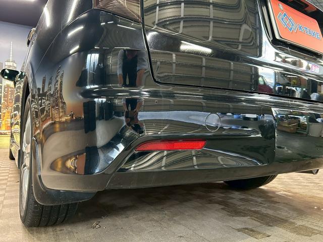 ストリーム RSZ (禁煙車)(後期型)(純正HDDナビ)(HIDヘッド)(フルフラット)(バック&サイドカメラ)(パドルシフト)(スマートキー)(ETC)(3列シート)(Bluetooth接続可)(純正17インチAW)(49枚目)