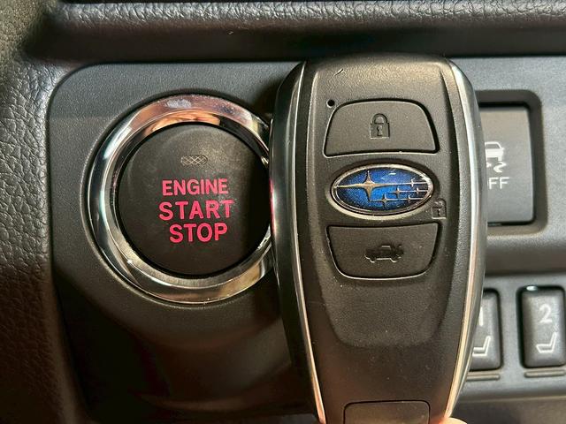 レヴォーグ １．６ＳＴＩスポーツアイサイト　アドバンスセーフティパッケージ　（禁煙車）（４ＷＤ）（赤茶本革シート）（ＳＴＩエアロ）（レーダークルーズ）（メーカーＳＤナビ）（パドルシフト）（バック＆サイドカメラ）（ＥＴＣ）（純正１８インチＡＷ）（13枚目）