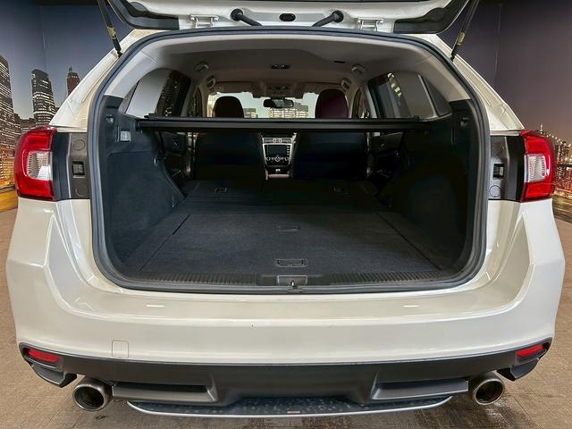 レヴォーグ １．６ＳＴＩスポーツアイサイト　アドバンスセーフティパッケージ　（禁煙車）（４ＷＤ）（赤茶本革シート）（ＳＴＩエアロ）（レーダークルーズ）（メーカーＳＤナビ）（パドルシフト）（バック＆サイドカメラ）（ＥＴＣ）（純正１８インチＡＷ）（15枚目）