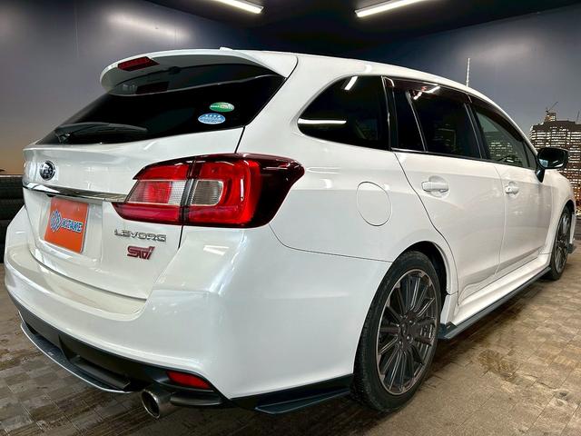 レヴォーグ １．６ＳＴＩスポーツアイサイト　アドバンスセーフティパッケージ　（禁煙車）（４ＷＤ）（赤茶本革シート）（ＳＴＩエアロ）（レーダークルーズ）（メーカーＳＤナビ）（パドルシフト）（バック＆サイドカメラ）（ＥＴＣ）（純正１８インチＡＷ）（23枚目）