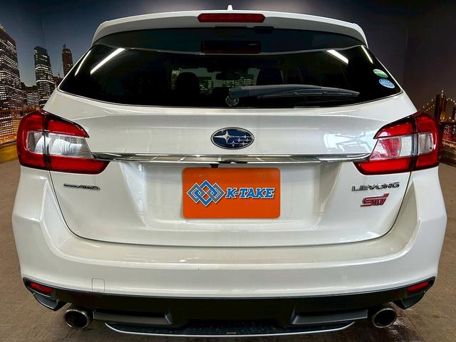 レヴォーグ １．６ＳＴＩスポーツアイサイト　アドバンスセーフティパッケージ　（禁煙車）（４ＷＤ）（赤茶本革シート）（ＳＴＩエアロ）（レーダークルーズ）（メーカーＳＤナビ）（パドルシフト）（バック＆サイドカメラ）（ＥＴＣ）（純正１８インチＡＷ）（24枚目）