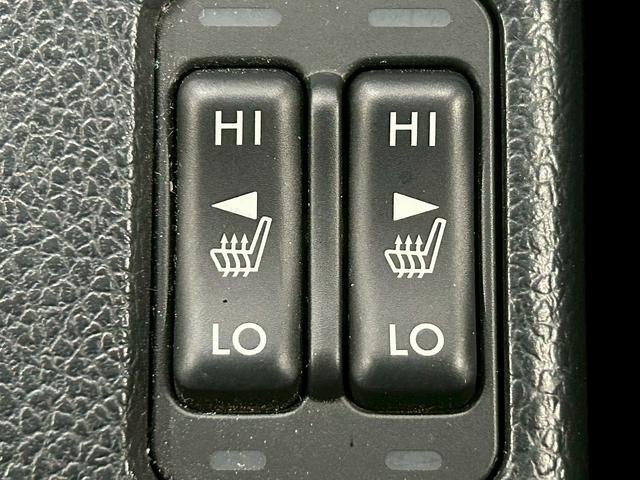 レヴォーグ １．６ＳＴＩスポーツアイサイト　アドバンスセーフティパッケージ　（禁煙車）（４ＷＤ）（赤茶本革シート）（ＳＴＩエアロ）（レーダークルーズ）（メーカーＳＤナビ）（パドルシフト）（バック＆サイドカメラ）（ＥＴＣ）（純正１８インチＡＷ）（39枚目）