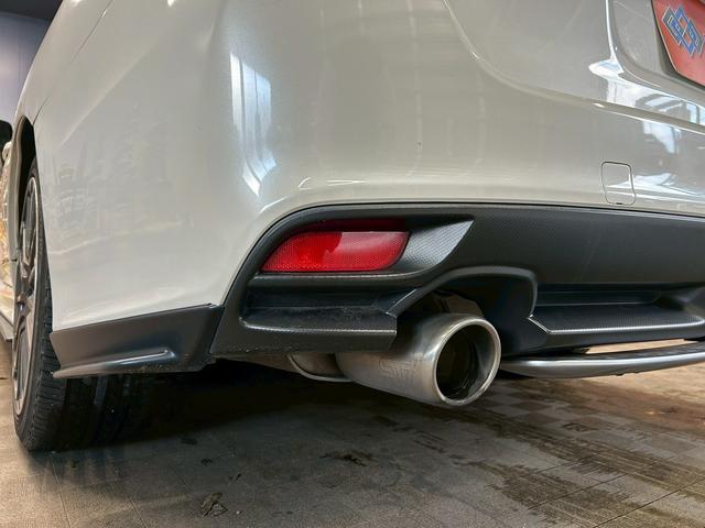 レヴォーグ １．６ＳＴＩスポーツアイサイト　アドバンスセーフティパッケージ　（禁煙車）（４ＷＤ）（赤茶本革シート）（ＳＴＩエアロ）（レーダークルーズ）（メーカーＳＤナビ）（パドルシフト）（バック＆サイドカメラ）（ＥＴＣ）（純正１８インチＡＷ）（51枚目）