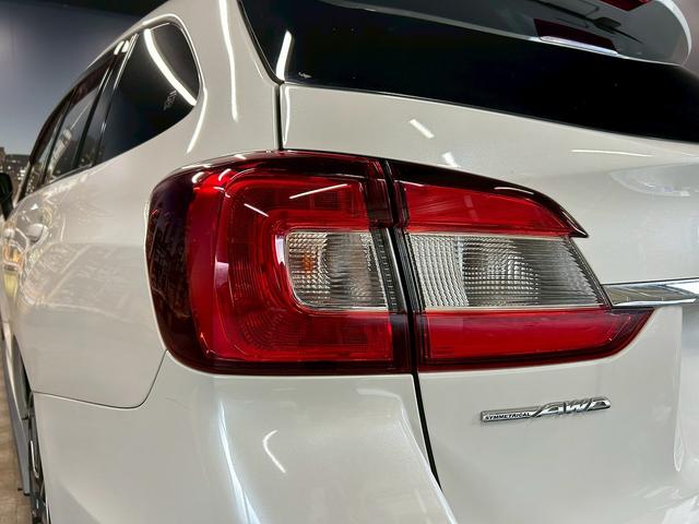 レヴォーグ １．６ＳＴＩスポーツアイサイト　アドバンスセーフティパッケージ　（禁煙車）（４ＷＤ）（赤茶本革シート）（ＳＴＩエアロ）（レーダークルーズ）（メーカーＳＤナビ）（パドルシフト）（バック＆サイドカメラ）（ＥＴＣ）（純正１８インチＡＷ）（54枚目）