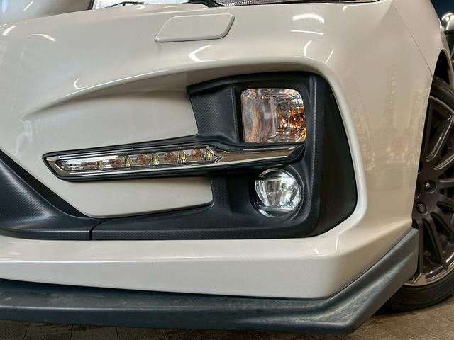 レヴォーグ １．６ＳＴＩスポーツアイサイト　アドバンスセーフティパッケージ　（禁煙車）（４ＷＤ）（赤茶本革シート）（ＳＴＩエアロ）（レーダークルーズ）（メーカーＳＤナビ）（パドルシフト）（バック＆サイドカメラ）（ＥＴＣ）（純正１８インチＡＷ）（56枚目）