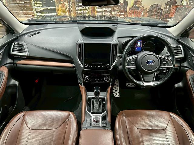 フォレスター アドバンス　（禁煙車）（後期型）（茶本革）（４ＷＤ）（ＡＬＰＩＮＥフリップダウンモニター）（ダイアトーンナビ）（アイサイト）（レーダークルーズ）（パワーシート）（シートヒーター）（ＥＴＣ）（純正１８インチＡＷ）（5枚目）