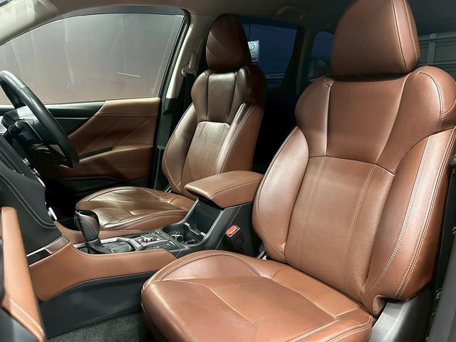 フォレスター アドバンス　（禁煙車）（後期型）（茶本革）（４ＷＤ）（ＡＬＰＩＮＥフリップダウンモニター）（ダイアトーンナビ）（アイサイト）（レーダークルーズ）（パワーシート）（シートヒーター）（ＥＴＣ）（純正１８インチＡＷ）（46枚目）