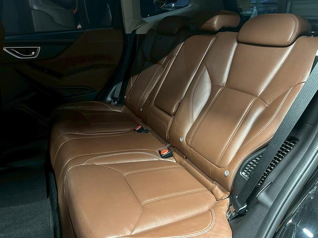 フォレスター アドバンス　（禁煙車）（後期型）（茶本革）（４ＷＤ）（ＡＬＰＩＮＥフリップダウンモニター）（ダイアトーンナビ）（アイサイト）（レーダークルーズ）（パワーシート）（シートヒーター）（ＥＴＣ）（純正１８インチＡＷ）（48枚目）