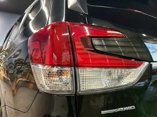 フォレスター アドバンス　（禁煙車）（後期型）（茶本革）（４ＷＤ）（ＡＬＰＩＮＥフリップダウンモニター）（ダイアトーンナビ）（アイサイト）（レーダークルーズ）（パワーシート）（シートヒーター）（ＥＴＣ）（純正１８インチＡＷ）（52枚目）
