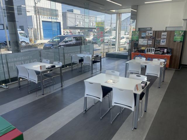 フォレスター アドバンス　（禁煙車）（後期型）（茶本革）（４ＷＤ）（ＡＬＰＩＮＥフリップダウンモニター）（ダイアトーンナビ）（アイサイト）（レーダークルーズ）（パワーシート）（シートヒーター）（ＥＴＣ）（純正１８インチＡＷ）（77枚目）