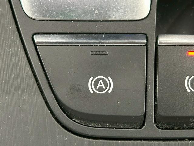 Ｑ５ ２．０ＴＦＳＩクワトロ　スポーツ　（禁煙車）（４ＷＤ）（黒本革シート）（レーダークルーズ）（パワーバックドア）（アラウンドビューモニター）（メーカーナビ）（パークアシスト）（ルーフレール）（ＥＴＣ２．０）（純正１８インチＡＷ）（11枚目）