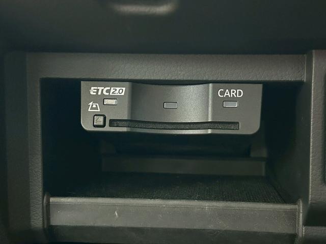 Ｑ５ ２．０ＴＦＳＩクワトロ　スポーツ　（禁煙車）（４ＷＤ）（黒本革シート）（レーダークルーズ）（パワーバックドア）（アラウンドビューモニター）（メーカーナビ）（パークアシスト）（ルーフレール）（ＥＴＣ２．０）（純正１８インチＡＷ）（12枚目）