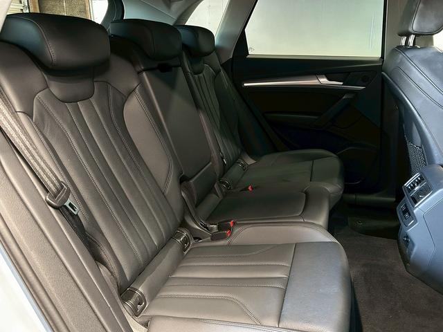 Ｑ５ ２．０ＴＦＳＩクワトロ　スポーツ　（禁煙車）（４ＷＤ）（黒本革シート）（レーダークルーズ）（パワーバックドア）（アラウンドビューモニター）（メーカーナビ）（パークアシスト）（ルーフレール）（ＥＴＣ２．０）（純正１８インチＡＷ）（20枚目）