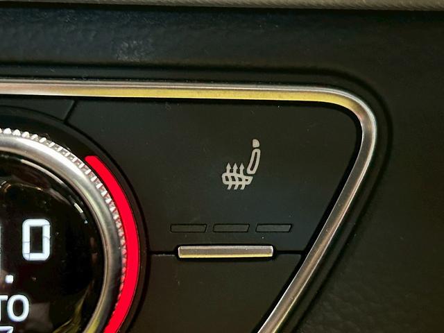 Ｑ５ ２．０ＴＦＳＩクワトロ　スポーツ　（禁煙車）（４ＷＤ）（黒本革シート）（レーダークルーズ）（パワーバックドア）（アラウンドビューモニター）（メーカーナビ）（パークアシスト）（ルーフレール）（ＥＴＣ２．０）（純正１８インチＡＷ）（30枚目）