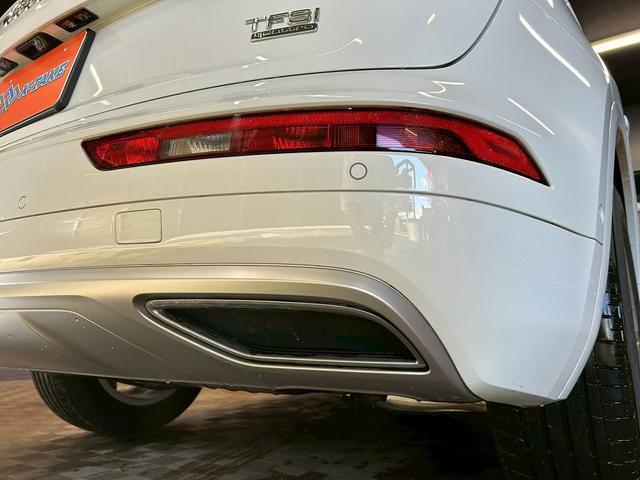 Ｑ５ ２．０ＴＦＳＩクワトロ　スポーツ　（禁煙車）（４ＷＤ）（黒本革シート）（レーダークルーズ）（パワーバックドア）（アラウンドビューモニター）（メーカーナビ）（パークアシスト）（ルーフレール）（ＥＴＣ２．０）（純正１８インチＡＷ）（50枚目）