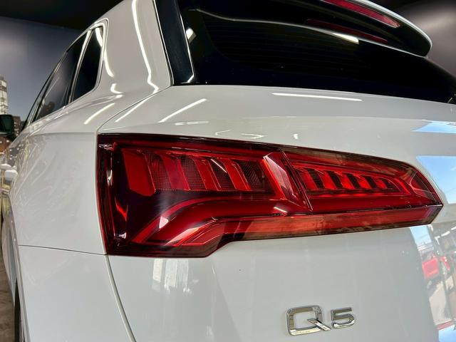 Ｑ５ ２．０ＴＦＳＩクワトロ　スポーツ　（禁煙車）（４ＷＤ）（黒本革シート）（レーダークルーズ）（パワーバックドア）（アラウンドビューモニター）（メーカーナビ）（パークアシスト）（ルーフレール）（ＥＴＣ２．０）（純正１８インチＡＷ）（54枚目）