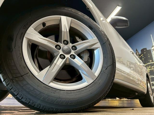 Ｑ５ ２．０ＴＦＳＩクワトロ　スポーツ　（禁煙車）（４ＷＤ）（黒本革シート）（レーダークルーズ）（パワーバックドア）（アラウンドビューモニター）（メーカーナビ）（パークアシスト）（ルーフレール）（ＥＴＣ２．０）（純正１８インチＡＷ）（56枚目）