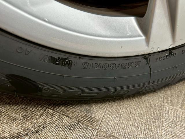 Ｑ５ ２．０ＴＦＳＩクワトロ　スポーツ　（禁煙車）（４ＷＤ）（黒本革シート）（レーダークルーズ）（パワーバックドア）（アラウンドビューモニター）（メーカーナビ）（パークアシスト）（ルーフレール）（ＥＴＣ２．０）（純正１８インチＡＷ）（60枚目）