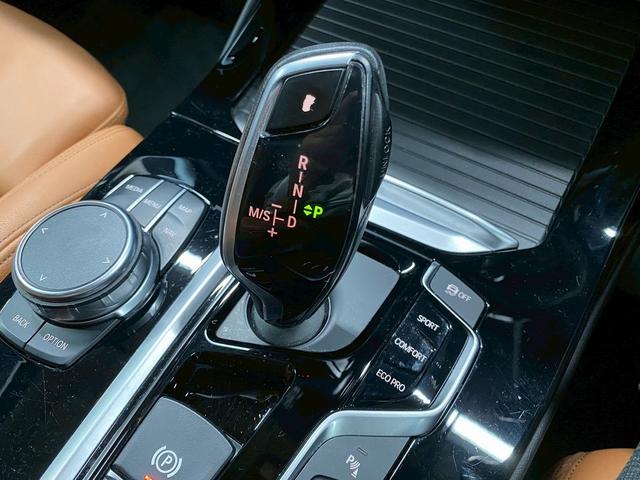 Ｘ３ ｘＤｒｉｖｅ　２０ｄ　Ｘライン　（禁煙車）（後期型）（茶本革シート）（インテリジェンスセーフティ）（レーダークルーズ）（パワーバックドア）（アラウンドビューモニター）（純正ＨＤＤナビ）（フルセグＴＶ）（ＥＴＣ）（純正１９インチＡＷ）（31枚目）