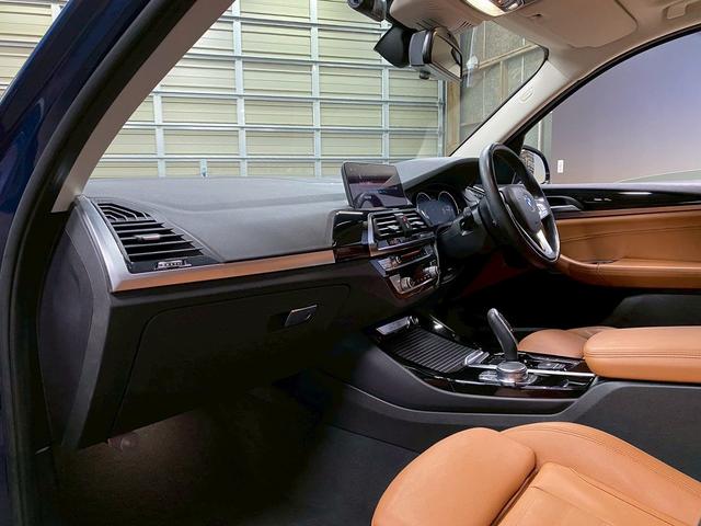Ｘ３ ｘＤｒｉｖｅ　２０ｄ　Ｘライン　（禁煙車）（後期型）（茶本革シート）（インテリジェンスセーフティ）（レーダークルーズ）（パワーバックドア）（アラウンドビューモニター）（純正ＨＤＤナビ）（フルセグＴＶ）（ＥＴＣ）（純正１９インチＡＷ）（45枚目）