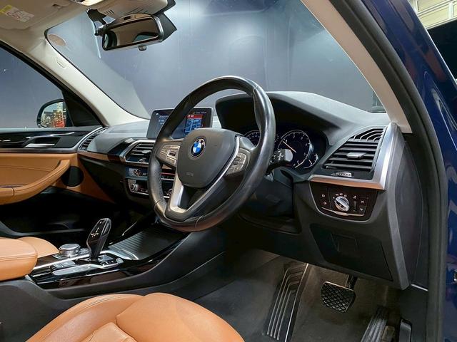 Ｘ３ ｘＤｒｉｖｅ　２０ｄ　Ｘライン　（禁煙車）（後期型）（茶本革シート）（インテリジェンスセーフティ）（レーダークルーズ）（パワーバックドア）（アラウンドビューモニター）（純正ＨＤＤナビ）（フルセグＴＶ）（ＥＴＣ）（純正１９インチＡＷ）（49枚目）