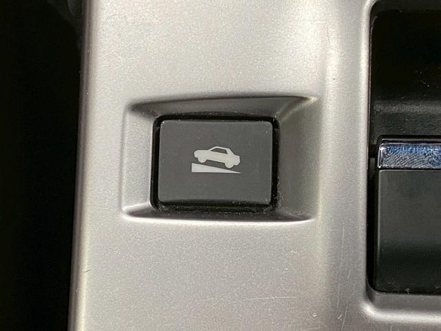 レヴォーグ １．６ＳＴＩスポーツアイサイト　（禁煙車）（赤本革）（純正ＳＤナビ）（レーダークルーズコントロール）（ＬＥＤヘッドライト）（パワーシート）（シートメモリー）（シートメモリー）（パドルシフト）（フロントフォグ）（純正１８インチＡＷ）（30枚目）