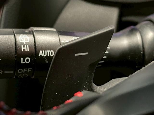 レヴォーグ １．６ＳＴＩスポーツアイサイト　（禁煙車）（赤本革）（純正ＳＤナビ）（レーダークルーズコントロール）（ＬＥＤヘッドライト）（パワーシート）（シートメモリー）（シートメモリー）（パドルシフト）（フロントフォグ）（純正１８インチＡＷ）（31枚目）