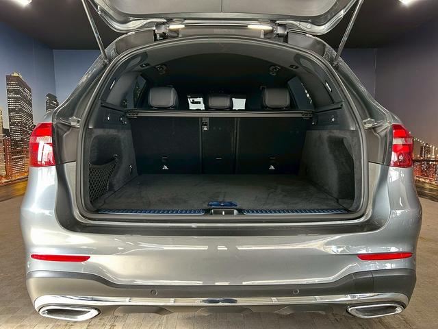 ＧＬＣ ＧＬＣ２２０ｄ　４マチック　クーペスポーツ　（禁煙車）（４ＷＤ）（メーカーＨＤＤナビ）（黒半革）（全周囲カメラ）（ルーフレール）（レーダークルーズ）（パワーバックドア）（パワーシート）（レーンアシスト）（フルセグ）（純正ＡＭＧ１９インチＡＷ）（14枚目）