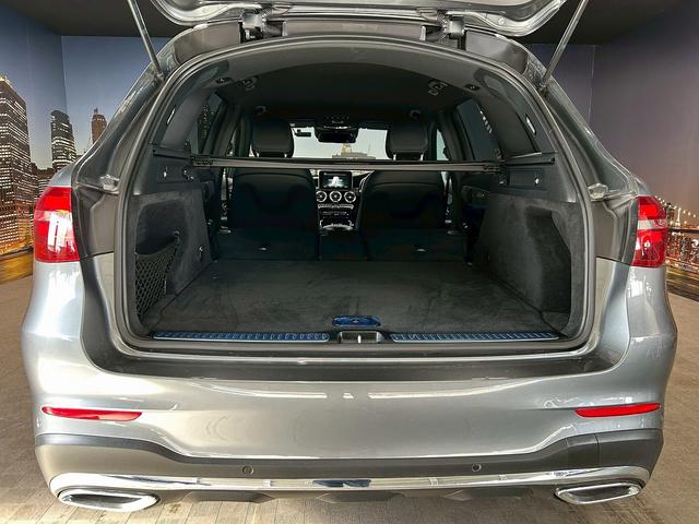 ＧＬＣ ＧＬＣ２２０ｄ　４マチック　クーペスポーツ　（禁煙車）（４ＷＤ）（メーカーＨＤＤナビ）（黒半革）（全周囲カメラ）（ルーフレール）（レーダークルーズ）（パワーバックドア）（パワーシート）（レーンアシスト）（フルセグ）（純正ＡＭＧ１９インチＡＷ）（15枚目）