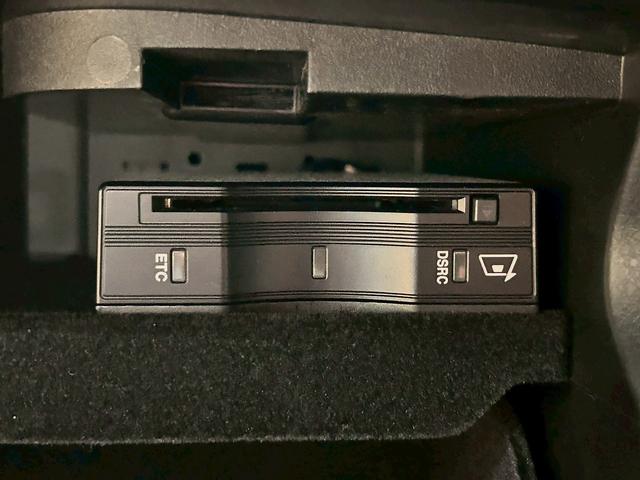 ＧＬＣ ＧＬＣ２５０　４マチックスポーツ　（禁煙車）（４ＷＤ）（メーカーＨＤＤナビ）（黒半革）（全周囲カメラ）（ルーフレール）（レーダークルーズ）（パワーバックドア）（パワーシート）（レーンアシスト）（フルセグ）（純正ＡＭＧ１９インチＡＷ）（12枚目）