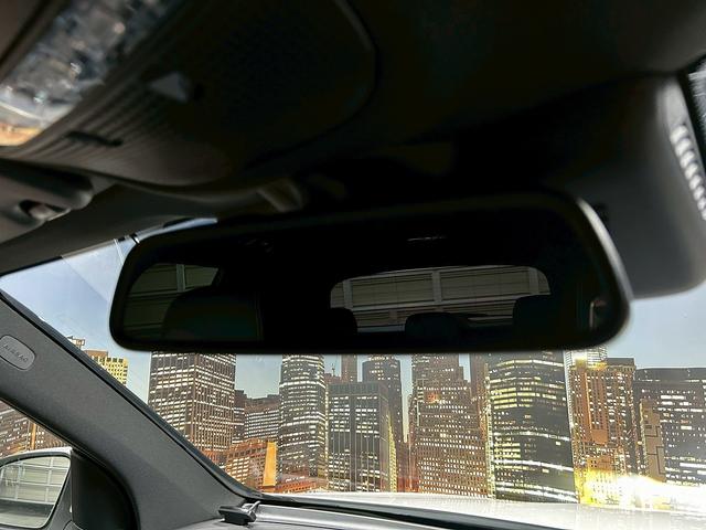 ＧＬＣ ＧＬＣ２５０　４マチックスポーツ　（禁煙車）（４ＷＤ）（メーカーＨＤＤナビ）（黒半革）（全周囲カメラ）（ルーフレール）（レーダークルーズ）（パワーバックドア）（パワーシート）（レーンアシスト）（フルセグ）（純正ＡＭＧ１９インチＡＷ）（29枚目）