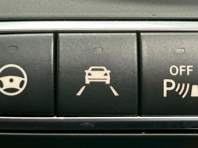 ＧＬＣ ＧＬＣ２５０　４マチックスポーツ　（禁煙車）（４ＷＤ）（メーカーＨＤＤナビ）（黒半革）（全周囲カメラ）（ルーフレール）（レーダークルーズ）（パワーバックドア）（パワーシート）（レーンアシスト）（フルセグ）（純正ＡＭＧ１９インチＡＷ）（35枚目）